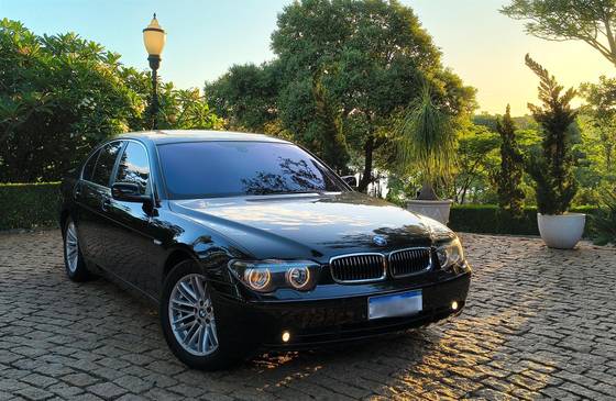 BMW 745i 4.4 SEDAN 32V GASOLINA 4P AUTOMÁTICO BMW 745i 4.4 SEDAN 32V GASOLINA 4P AUTOMÁTICO